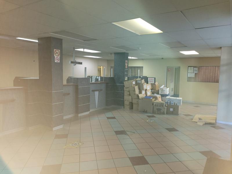 To Let commercial Property for Rent in Milnerton Central Western Cape